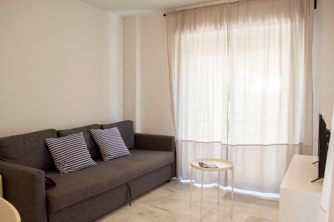 Apartment At The Beach Málaga Esterno foto